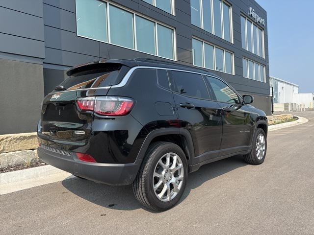 2024 Jeep Compass Latitude Lux FWD 2024 Jeep Compass Latitude Lux FWD