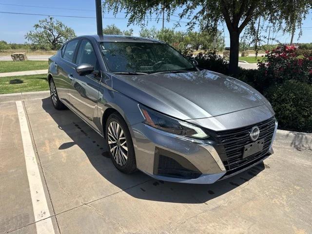 2023 Nissan Altima SV FWD