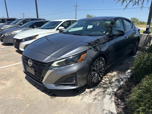 2023 Nissan Altima SV FWD