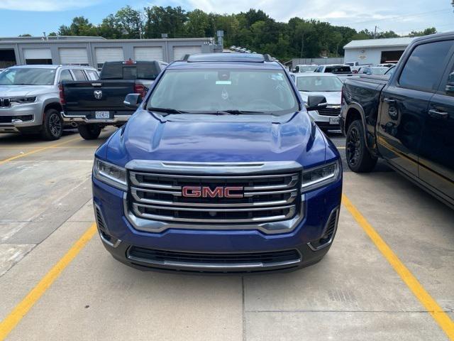 2023 GMC Acadia AWD AT4