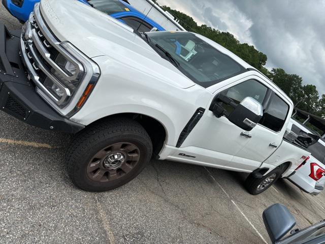 2023 Ford F-250 LARIAT