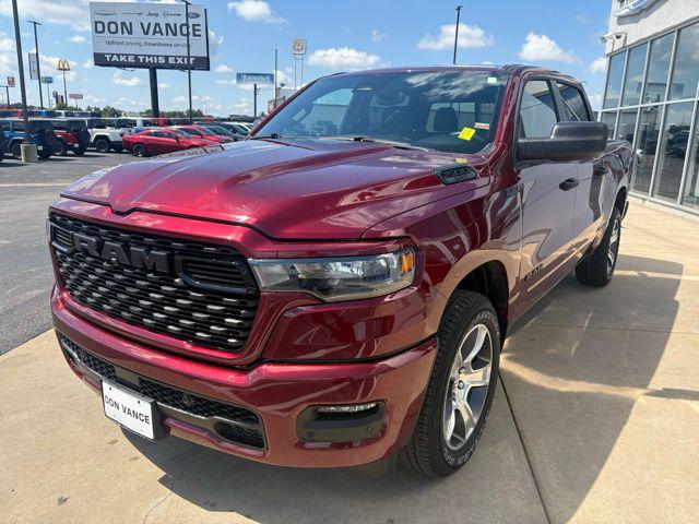 2025 RAM 1500 Tradesman Crew Cab 4x4 57 Box