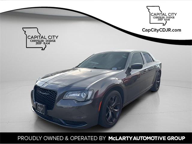 2023 Chrysler 300 Touring
