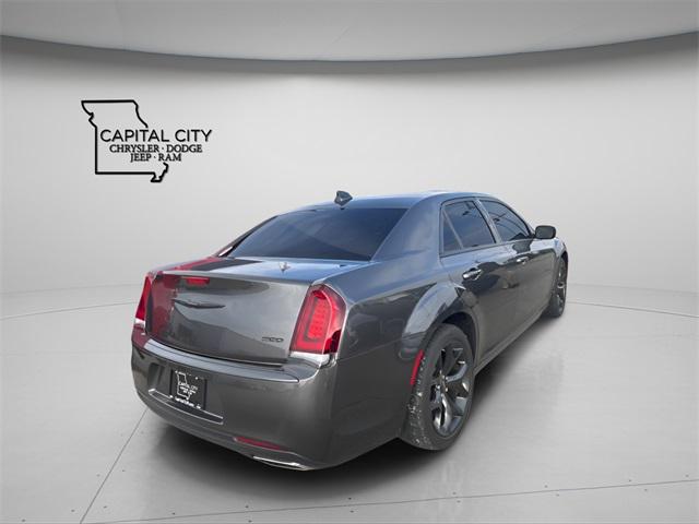 2023 Chrysler 300 Touring