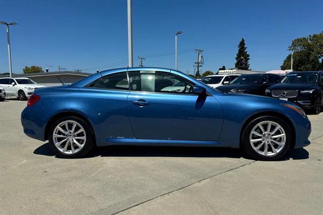 2011 INFINITI G37 Base