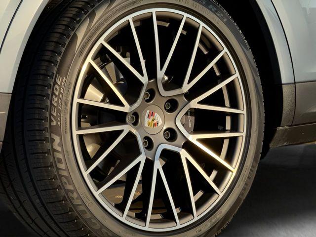 2020 Porsche Cayenne Base