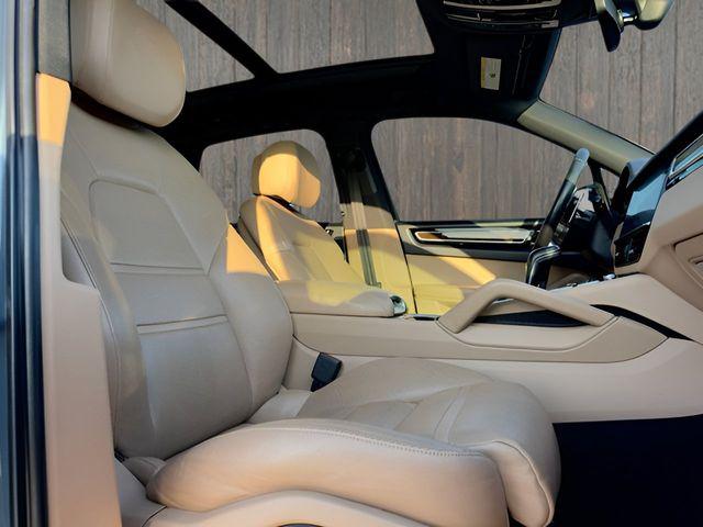 2020 Porsche Cayenne Base