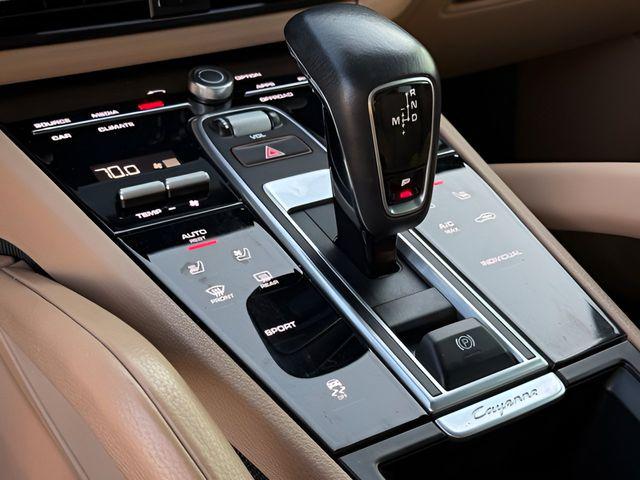 2020 Porsche Cayenne Base