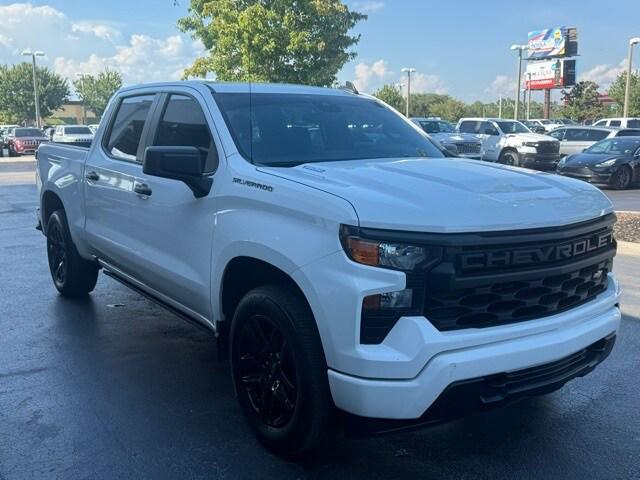 2024 Chevrolet Silverado 1500 2WD Crew Cab Short Bed Custom