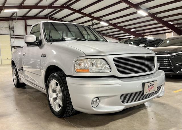 2002 Ford F-150 Lightning