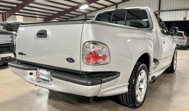 2002 Ford F-150 Lightning