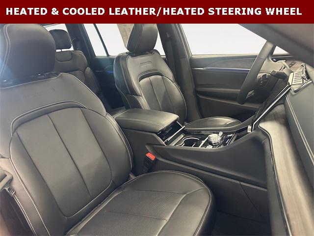 2024 Jeep Grand Cherokee L Overland 4x4 2024 Jeep Grand Cherokee L Overland 4x4