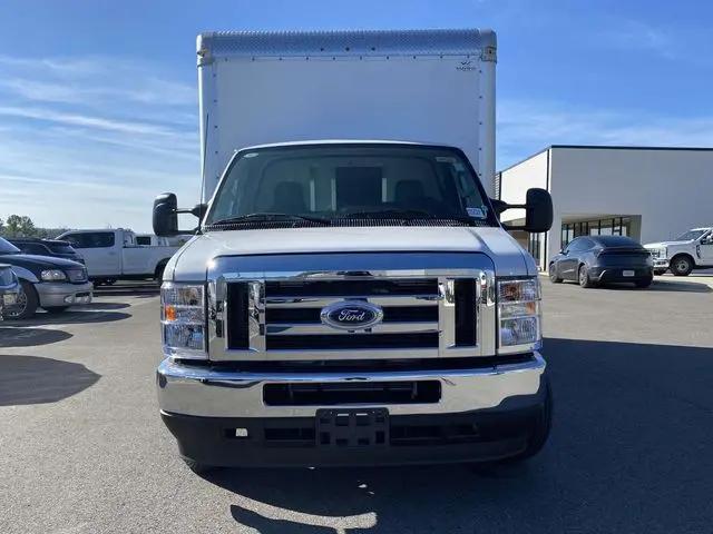 2025 Ford E-350 Cutaway E-Series Cutaway