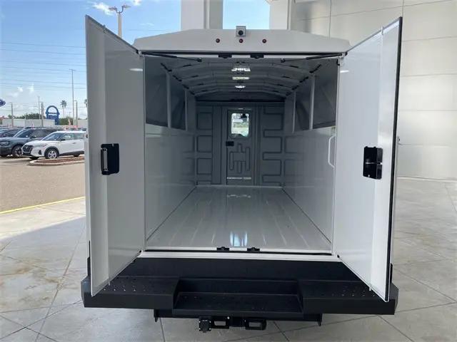 2026 Ford E-350 Cutaway E-Series Cutaway