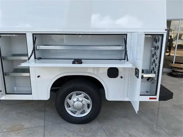 2026 Ford E-350 Cutaway E-Series Cutaway