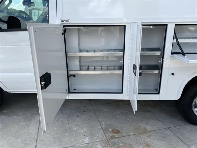2026 Ford E-350 Cutaway E-Series Cutaway