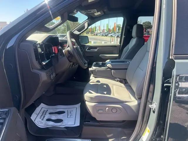 2026 Chevrolet Silverado 1500 4WD Crew Cab Standard Bed LT