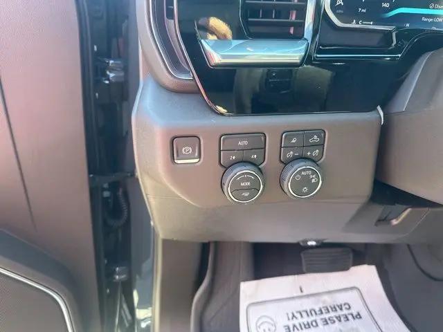 2026 Chevrolet Silverado 1500 4WD Crew Cab Standard Bed LT