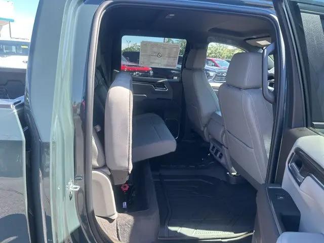 2026 Chevrolet Silverado 1500 4WD Crew Cab Standard Bed LT