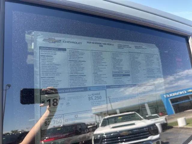2026 Chevrolet Silverado 1500 4WD Crew Cab Standard Bed LT
