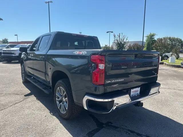 2026 Chevrolet Silverado 1500 4WD Crew Cab Standard Bed LT