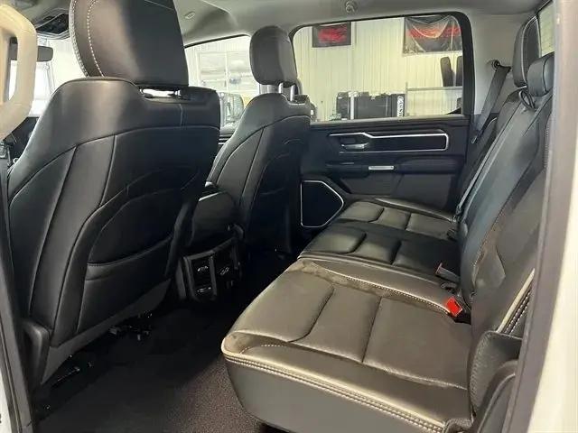 2022 Ram 1500 Laramie Crew Cab 4x4 5'7" Box