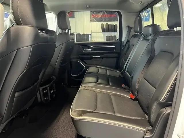 2022 Ram 1500 Laramie Crew Cab 4x4 5'7" Box