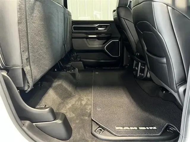 2022 Ram 1500 Laramie Crew Cab 4x4 5'7" Box