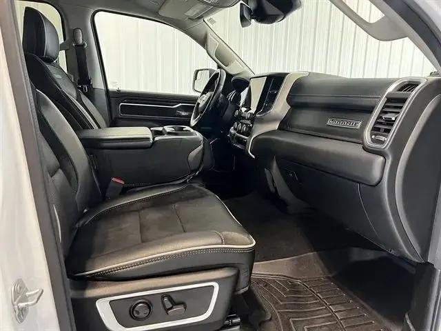 2022 Ram 1500 Laramie Crew Cab 4x4 5'7" Box