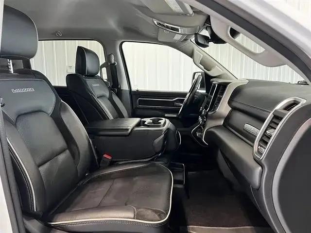 2022 Ram 1500 Laramie Crew Cab 4x4 5'7" Box