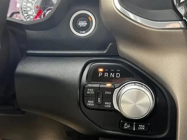 2022 Ram 1500 Laramie Crew Cab 4x4 5'7" Box