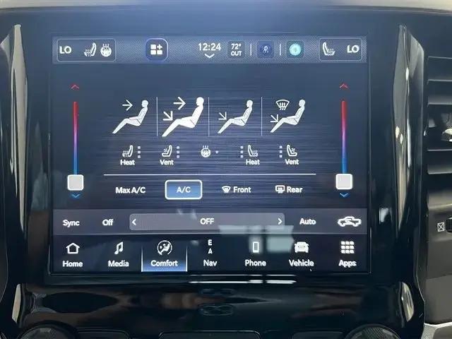 2022 Ram 1500 Laramie Crew Cab 4x4 5'7" Box