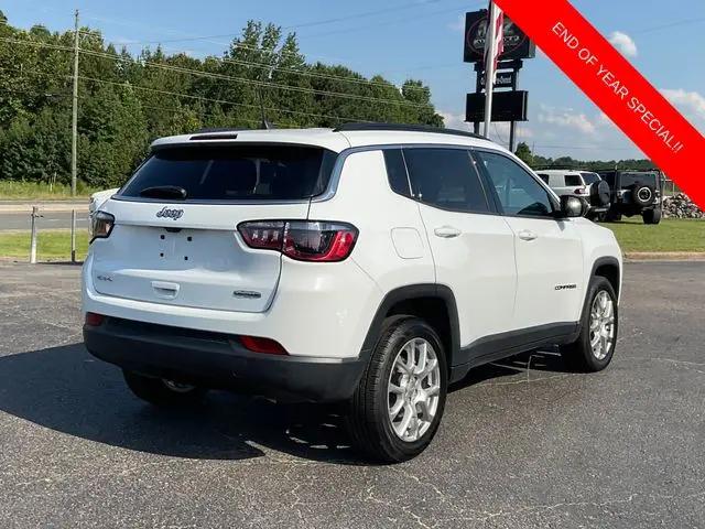 2022 Jeep Compass Latitude Lux 4x4