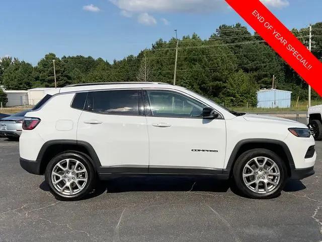 2022 Jeep Compass Latitude Lux 4x4