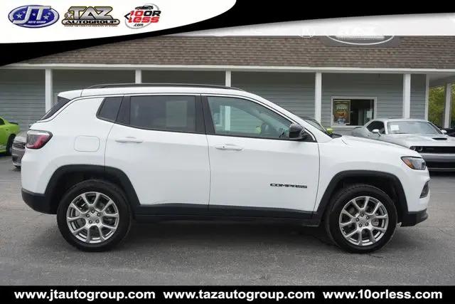 2022 Jeep Compass Latitude Lux 4x4