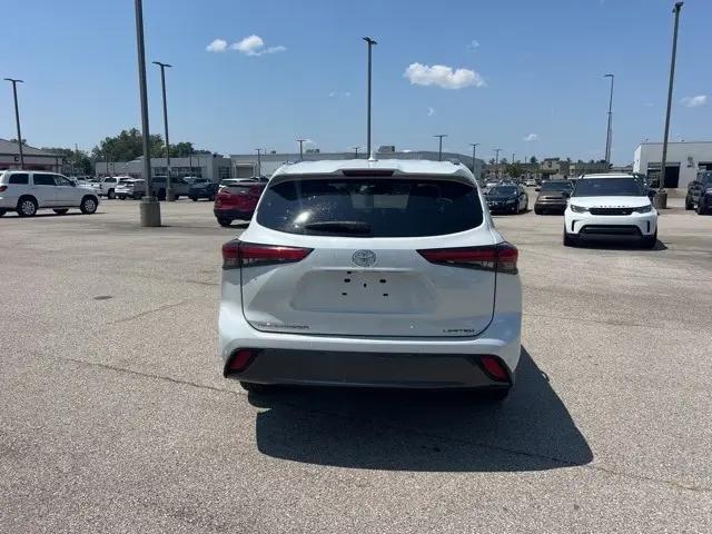 2022 Toyota Highlander Limited