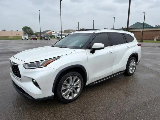 2022 Toyota Highlander Limited
