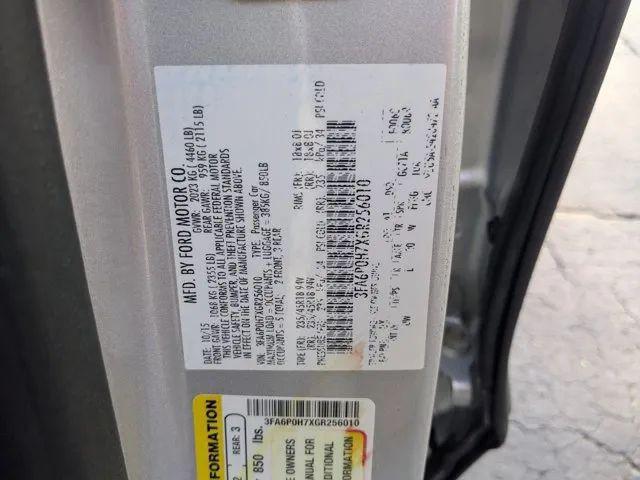 2016 Ford Fusion SE