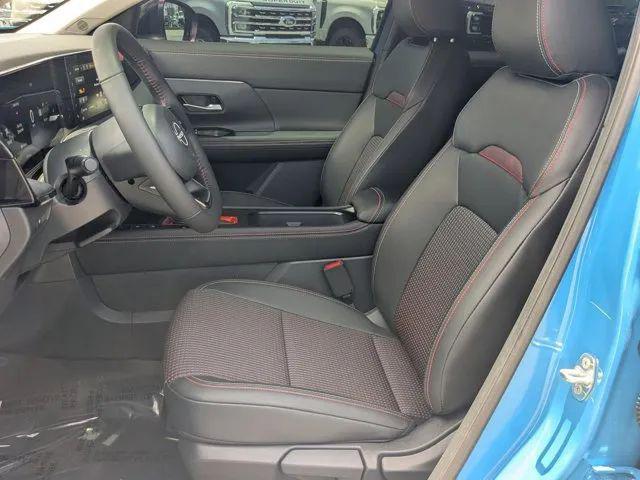 2025 Nissan Kicks SR Intelligent AWD