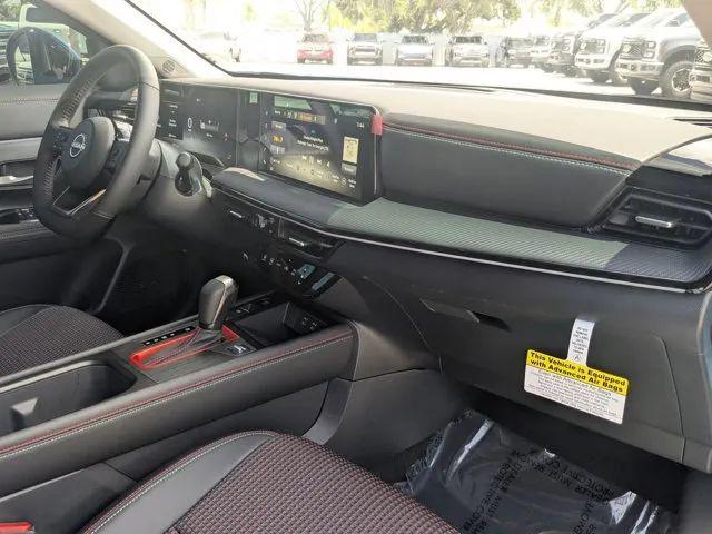 2025 Nissan Kicks SR Intelligent AWD