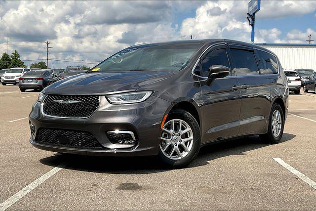 Used 2023 Chrysler Pacifica For Sale in Olive Branch, MS