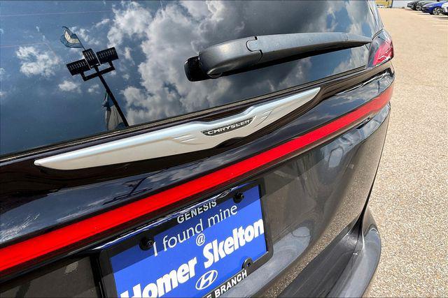 Used 2023 Chrysler Pacifica For Sale in Olive Branch, MS