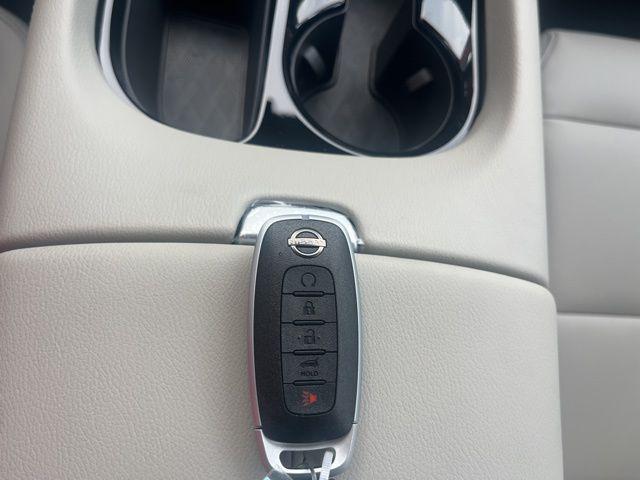 2025 Nissan Murano SV