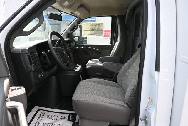 2025 Chevrolet Express Cutaway Work Van