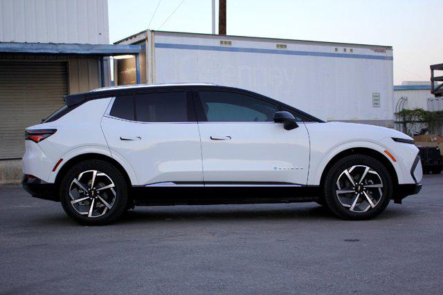 2025 Chevrolet Equinox LT 2