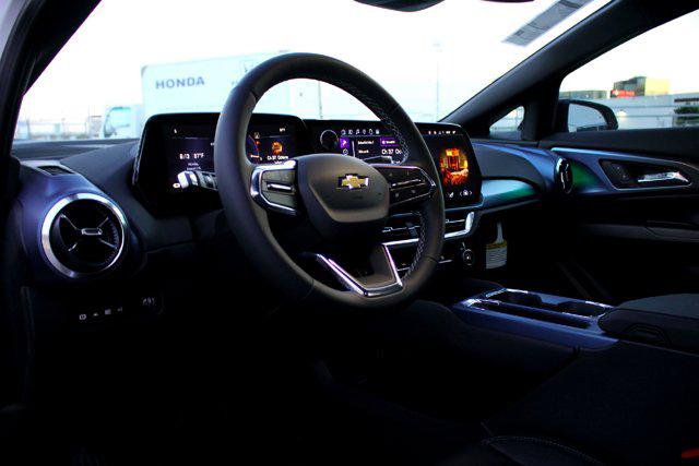 2025 Chevrolet Equinox LT 2