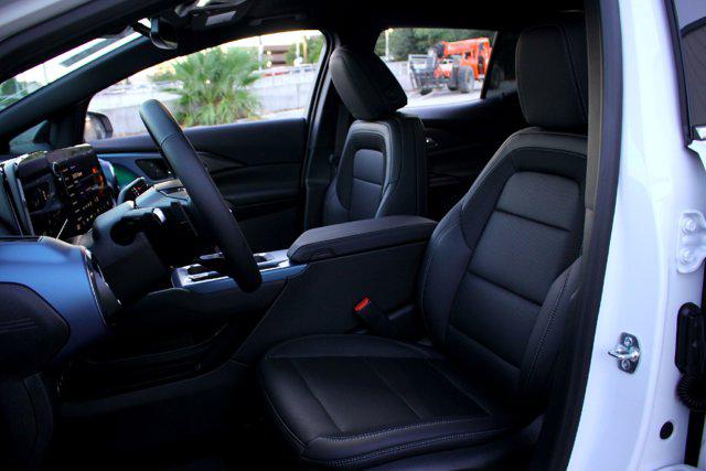 2025 Chevrolet Equinox LT 2