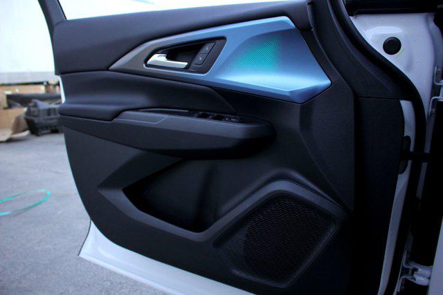 2025 Chevrolet Equinox LT 2