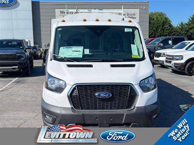 2025 Ford Transit Cutaway Unknown