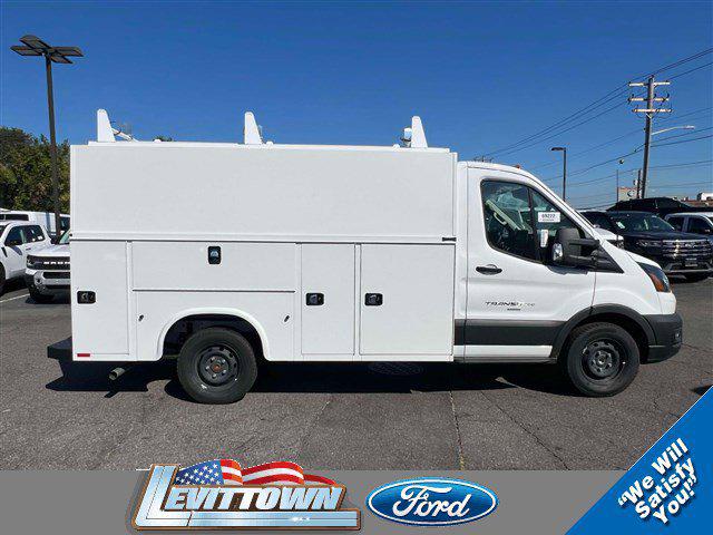2025 Ford Transit Cutaway Unknown